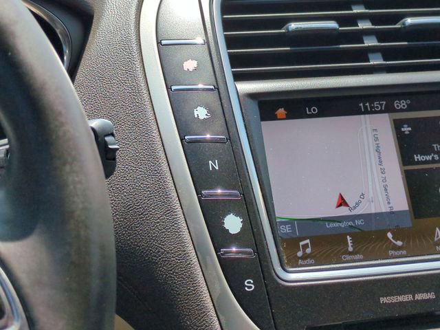 Used 2019 Lincoln Nautilus Select w/ Cargo Utility Package FWD image 20