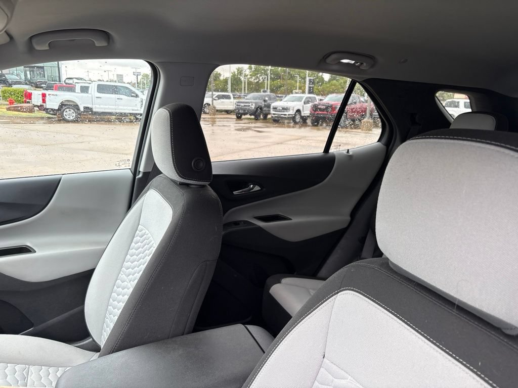 Used 2020 Chevrolet Equinox LS AWD/4WD image 12