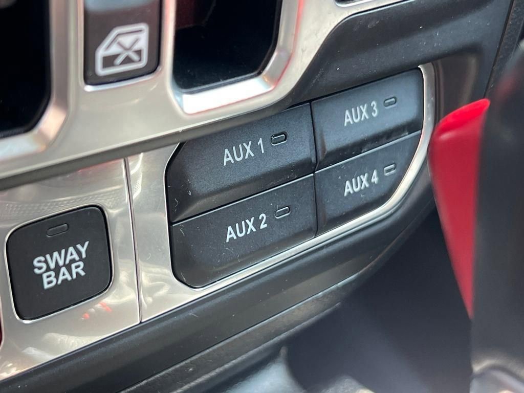 Used 2020 Jeep Wrangler Unlimited Rubicon w/ Dual Top Group image 19