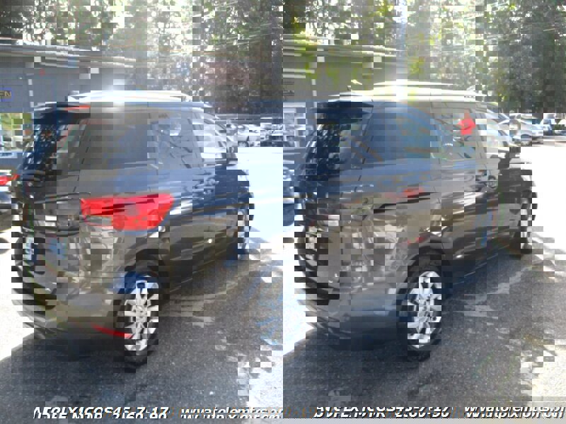 Used 2016 Kia Sedona LX w/ LX Essentials Premium Package image 3