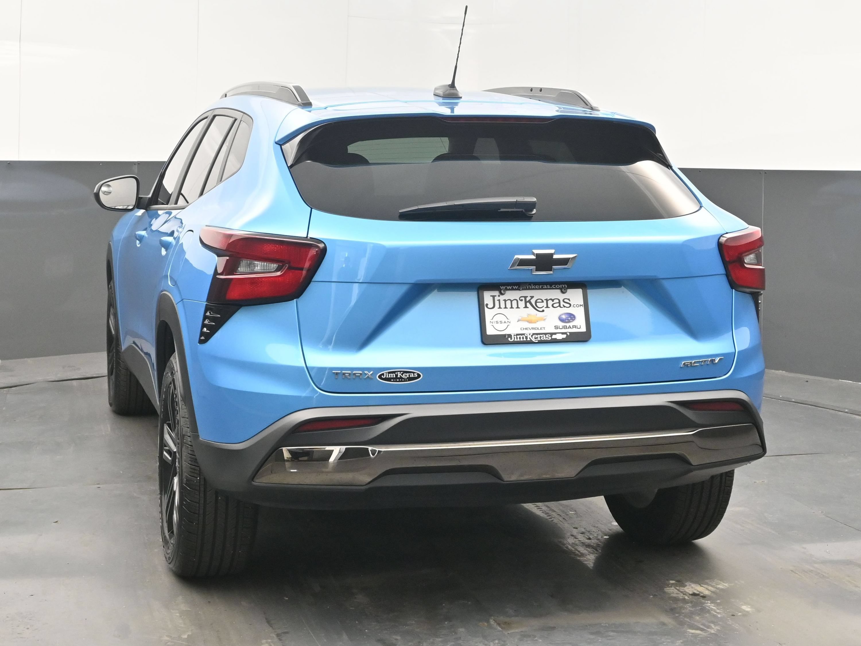 Used 2025 Chevrolet Trax ACTIV FWD image 8