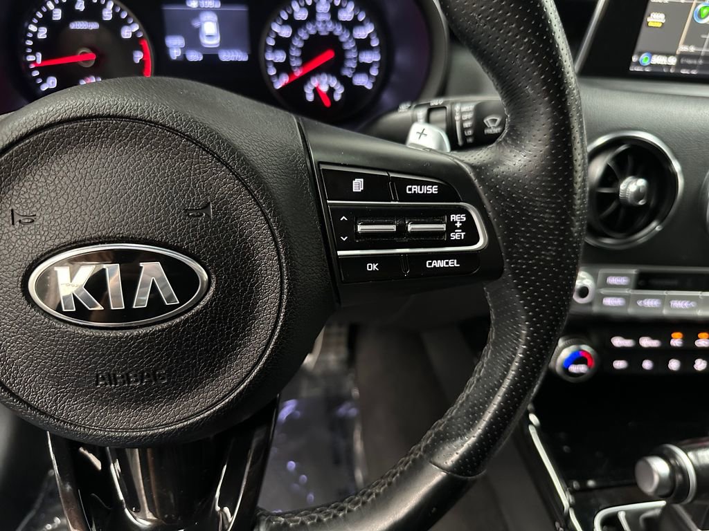 Used 2020 Kia Stinger GT-Line w/ Sun & Sound Package AWD/4WD image 16