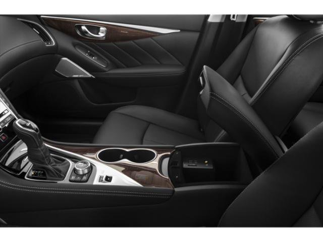 Used 2018 INFINITI Q50 Luxe w/ Essential Package (3.0T Luxe) AWD/4WD image 18
