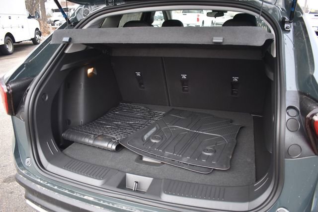 New 2026 Chevrolet Trax LT w/ LPO, Blackout Package image 17