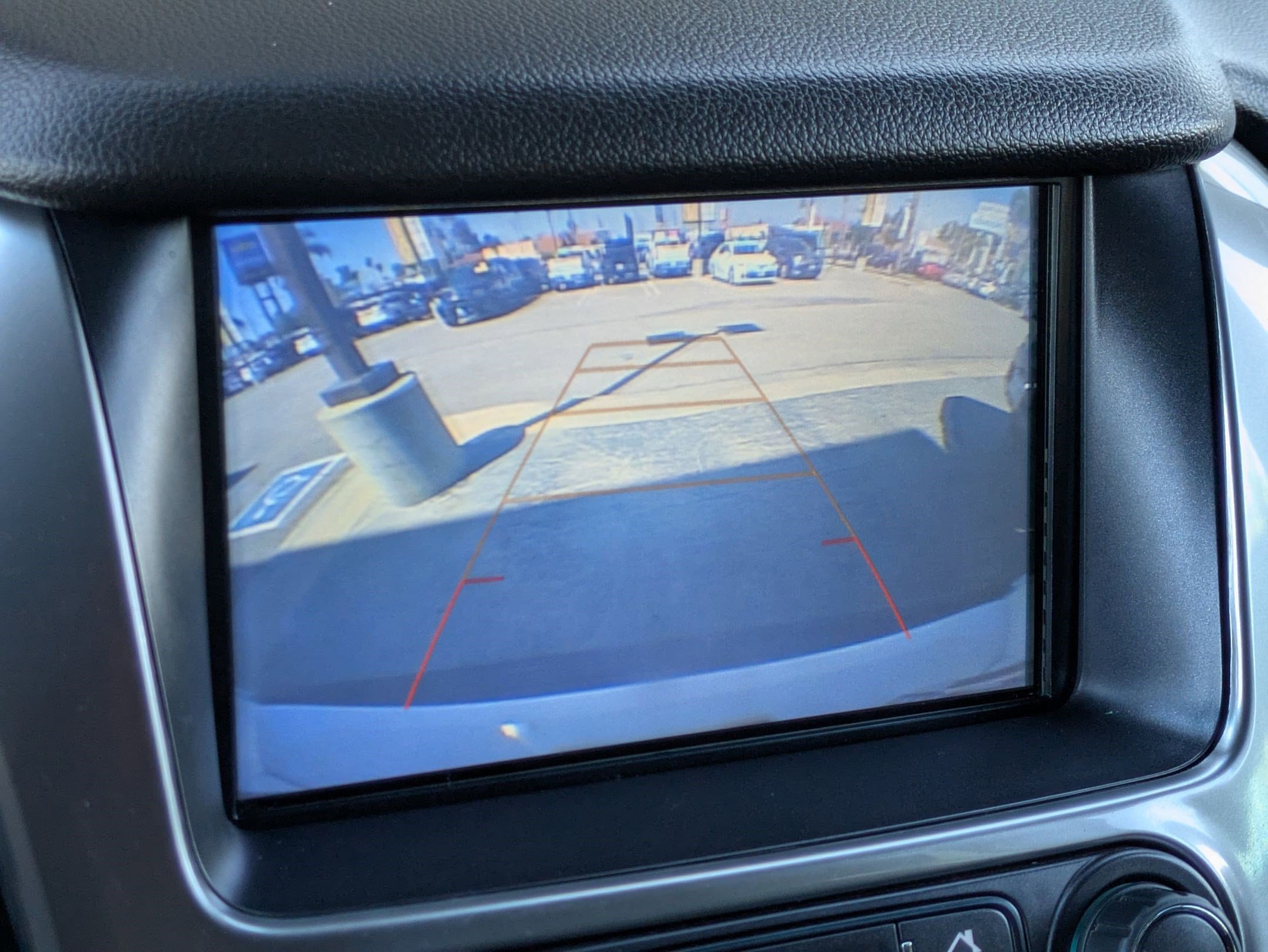 Used 2019 Chevrolet Suburban LT image 19