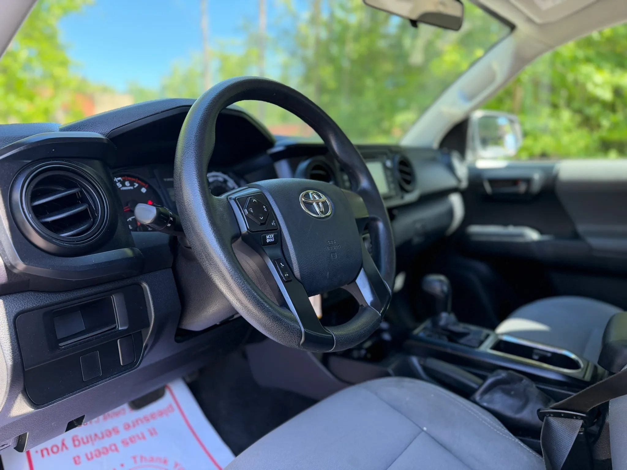 Used 2016 Toyota Tacoma SR RWD image 14
