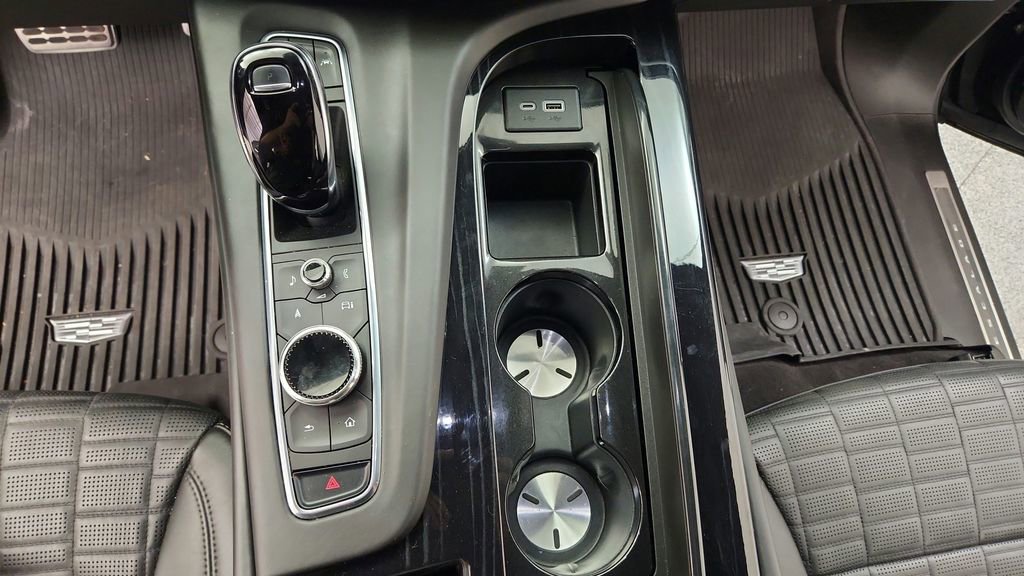 Used 2023 Cadillac Escalade ESV V w/ Heavy-Duty Trailer Package image 25