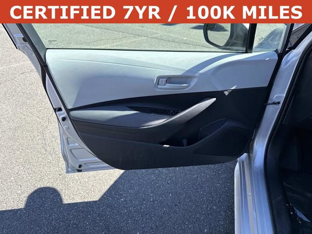 Used 2025 Toyota Corolla LE image 13