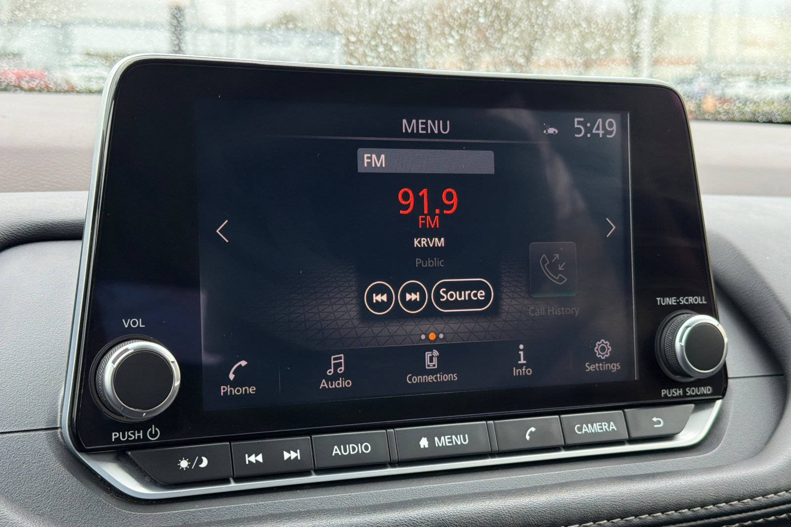 Used 2023 Nissan Rogue SV image 18