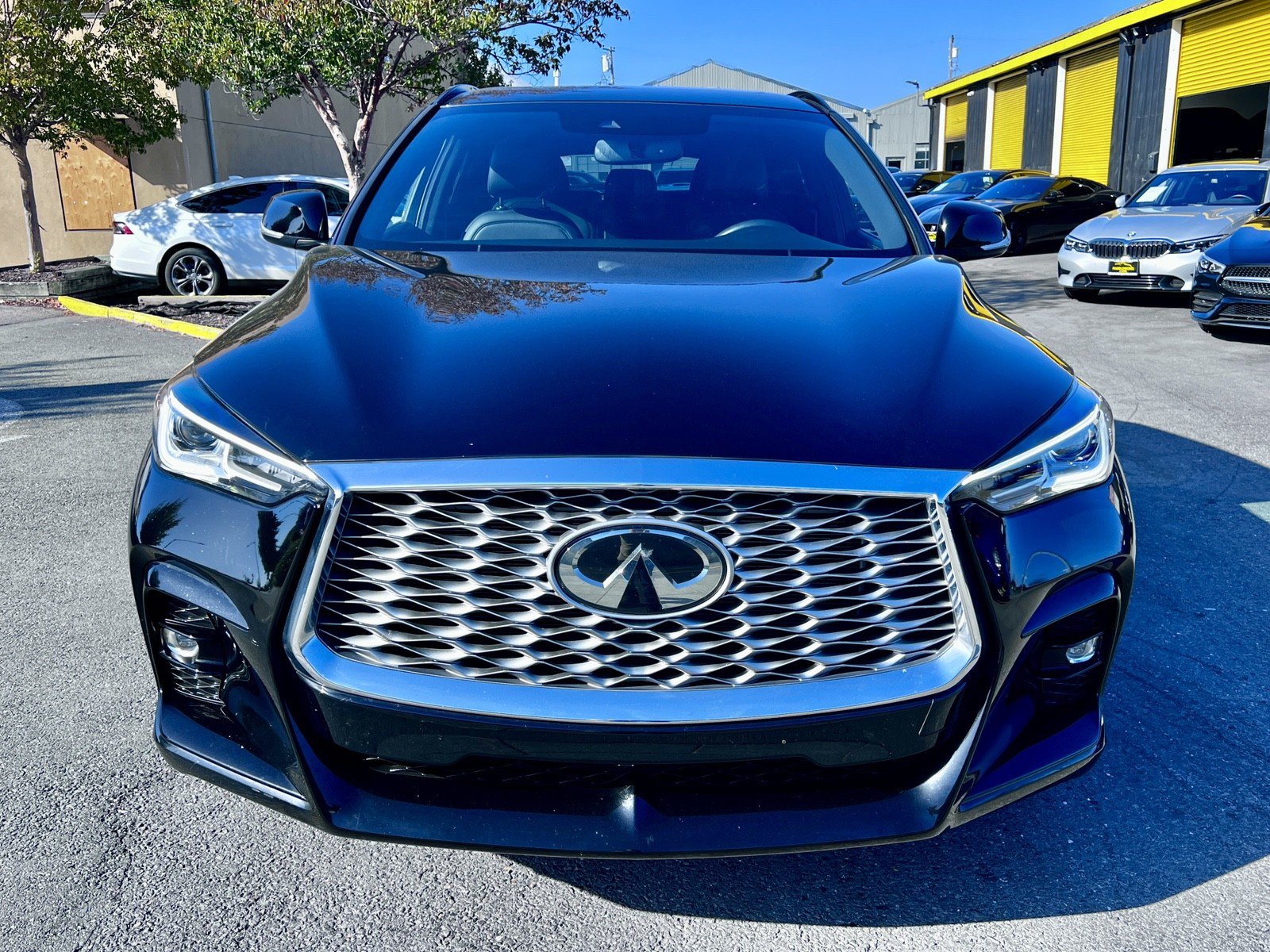 Used 2023 INFINITI QX55 Luxe w/ Cargo Package AWD/4WD image 3
