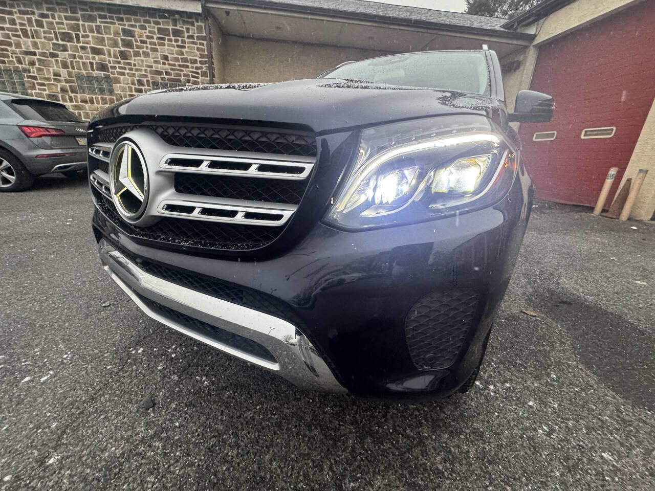 Used 2017 Mercedes-Benz GLS 450 4MATIC image 13