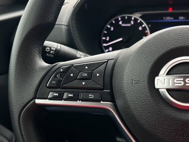 Used 2024 Nissan Sentra SV FWD image 34
