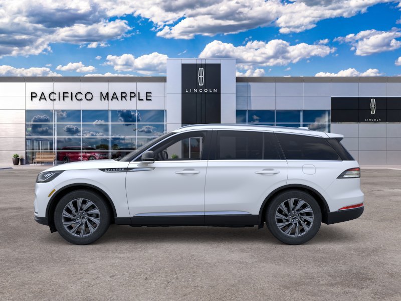 Used 2026 Lincoln Aviator AWD image 3