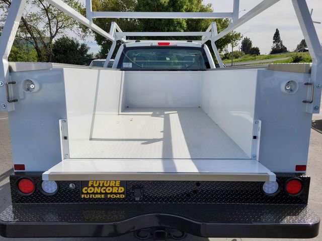 New 2026 Ford F250 XL w/ XL Chrome Package image 17