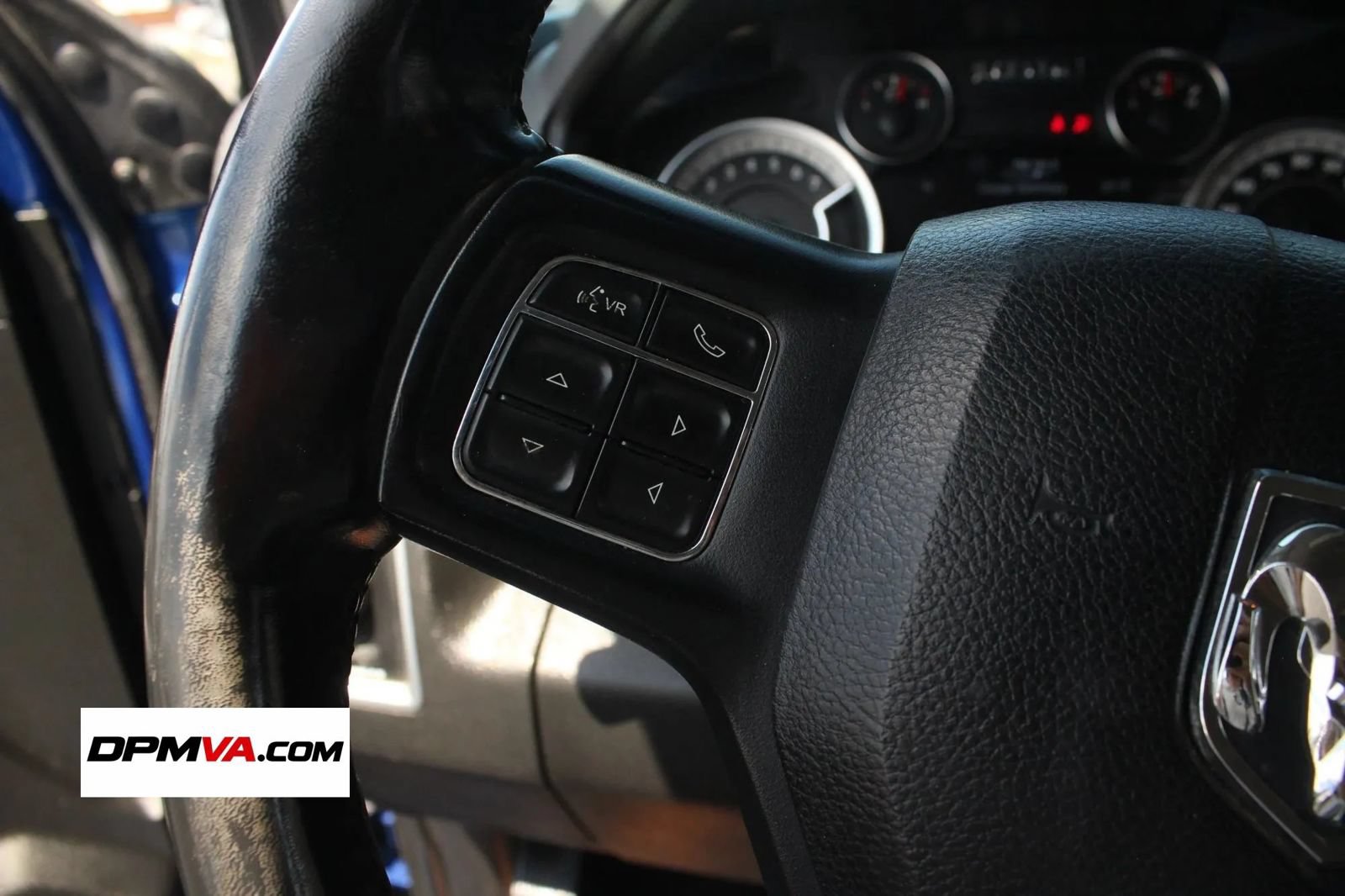 Used 2019 RAM 1500 Classic SLT w/ Luxury Group AWD/4WD image 28