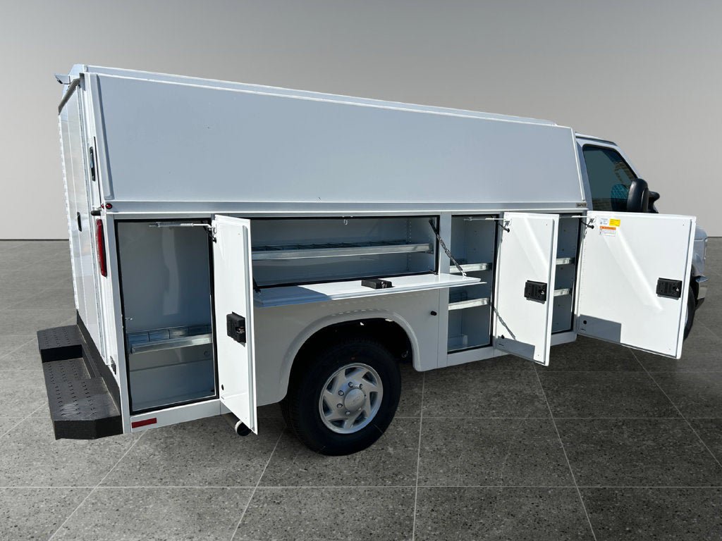 New 2026 Ford E-350 and Econoline 350 Super Duty w/ Power Equipment Group RWD image 4