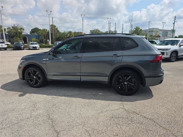 Used 2024 Volkswagen Tiguan SE R-Line FWD image 7