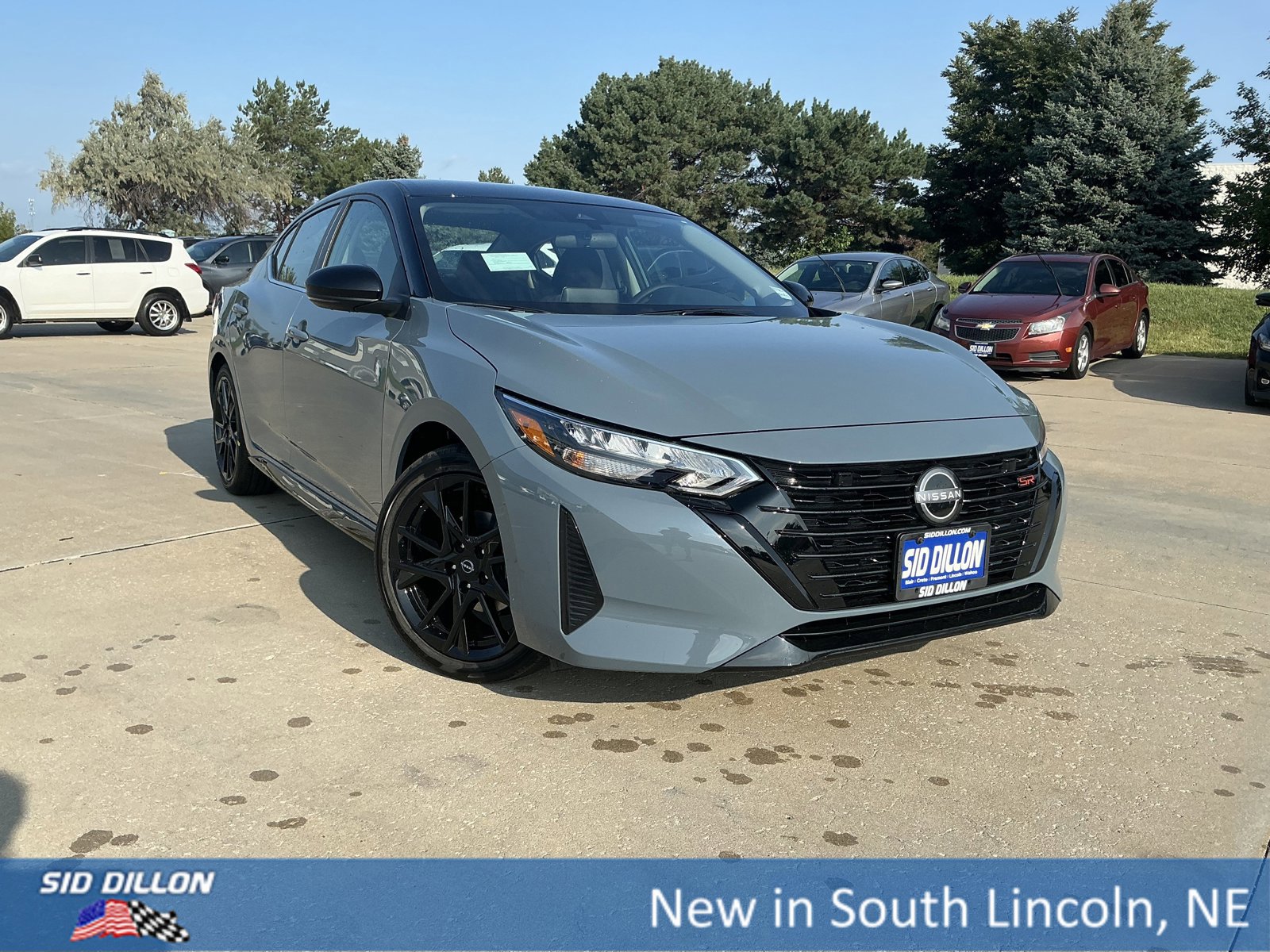 New 2025 Nissan Sentra SR w/ Midnight Edition image 2