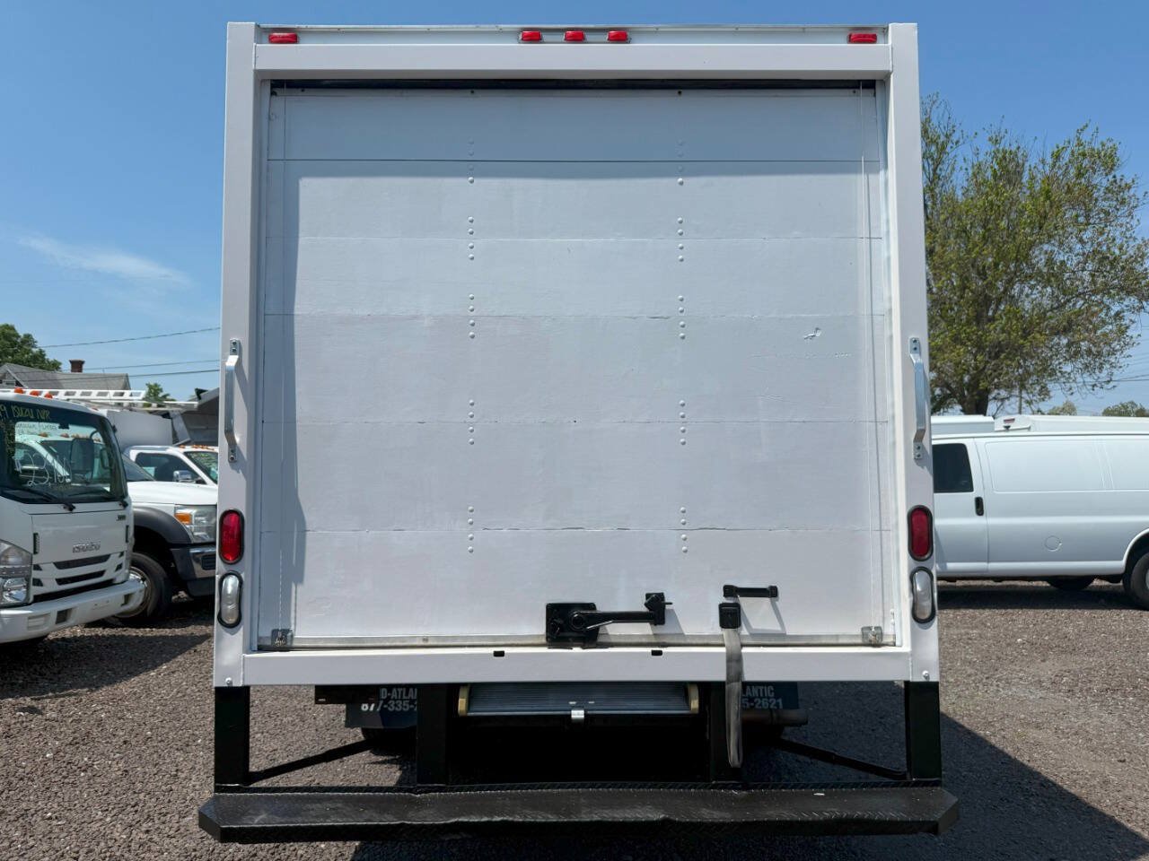 Used 2015 Ford E-350 and Econoline 350 Super Duty w/ Power Windows & Locks Group RWD image 6