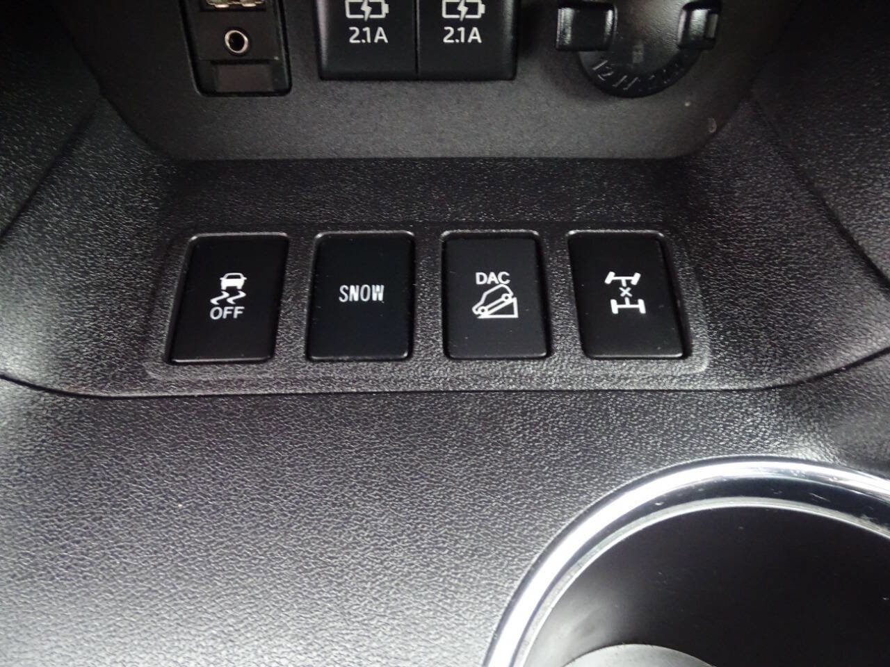 Used 2017 Toyota Highlander XLE image 30