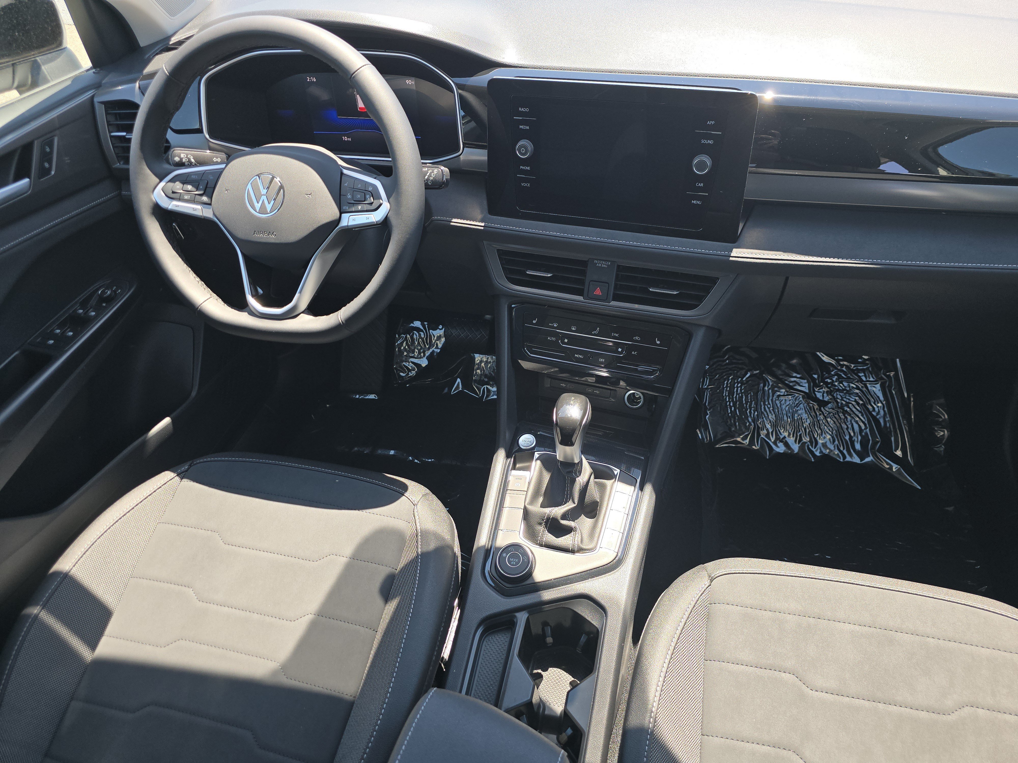 New 2026 Volkswagen Taos SE AWD/4WD image 19
