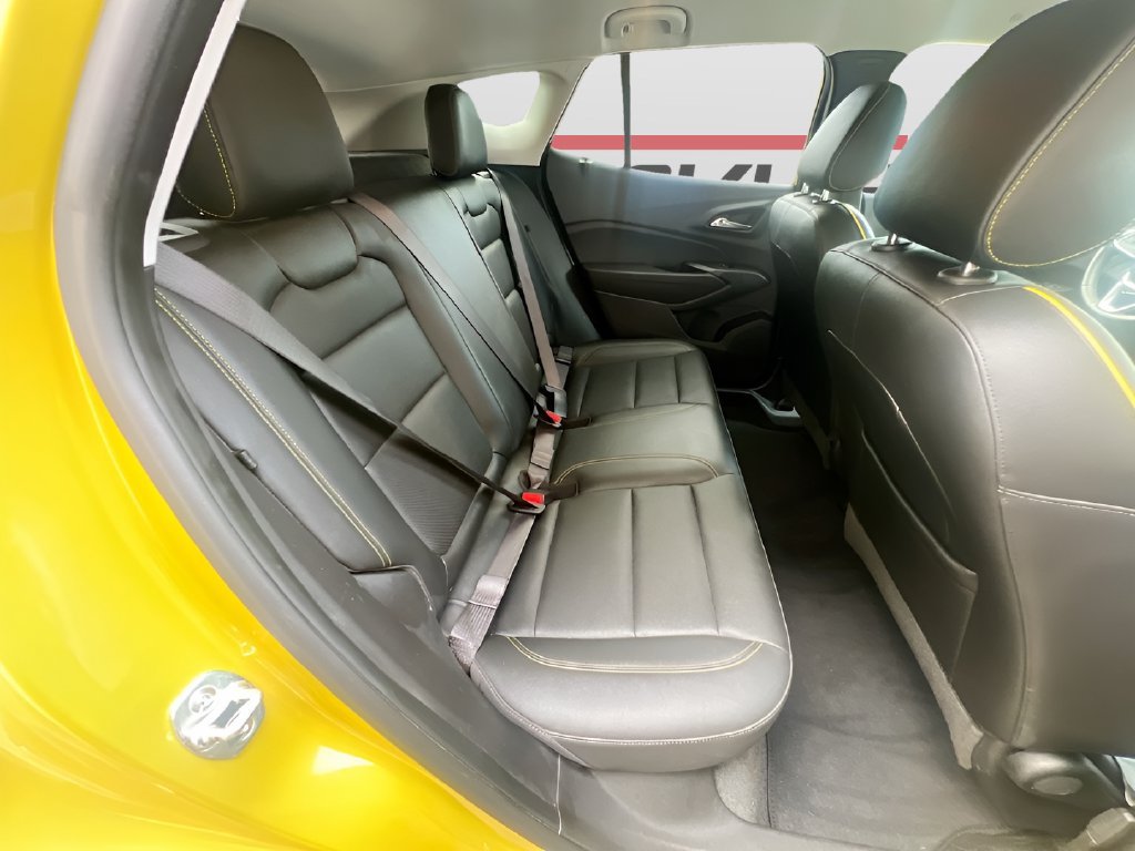 Used 2025 Chevrolet Trax ACTIV w/ Driver Confidence Package FWD image 26