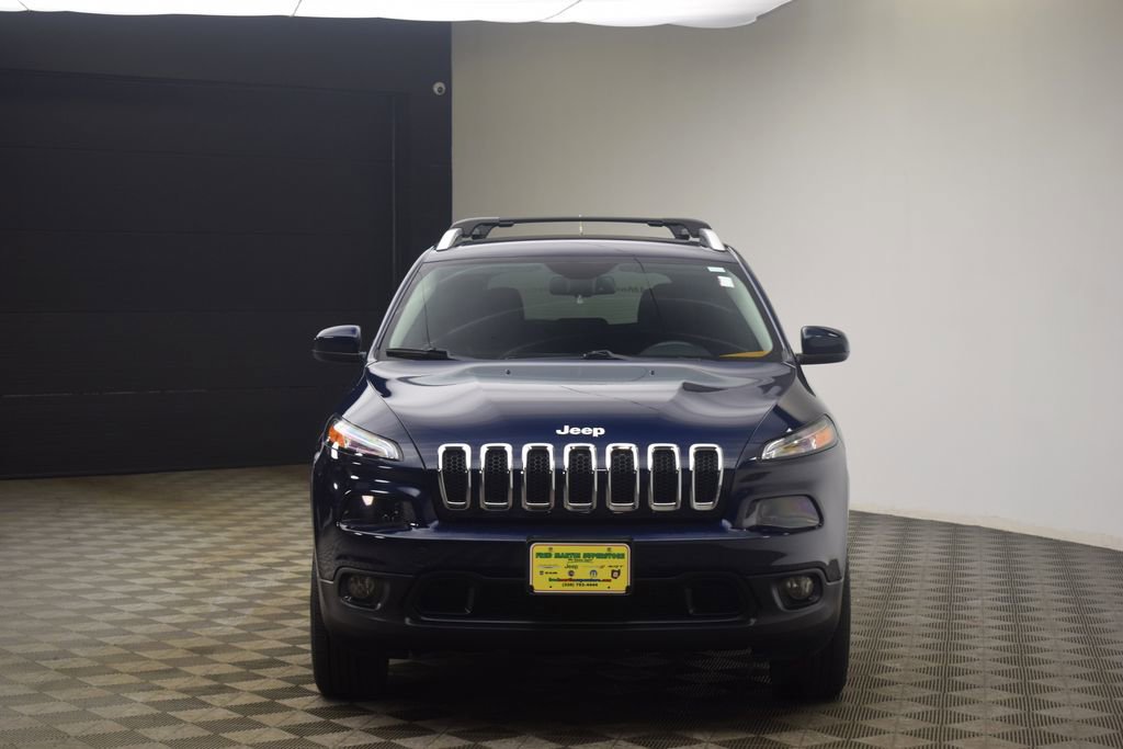 Used 2014 Jeep Cherokee Latitude w/ Comfort/Convenience Group image 16