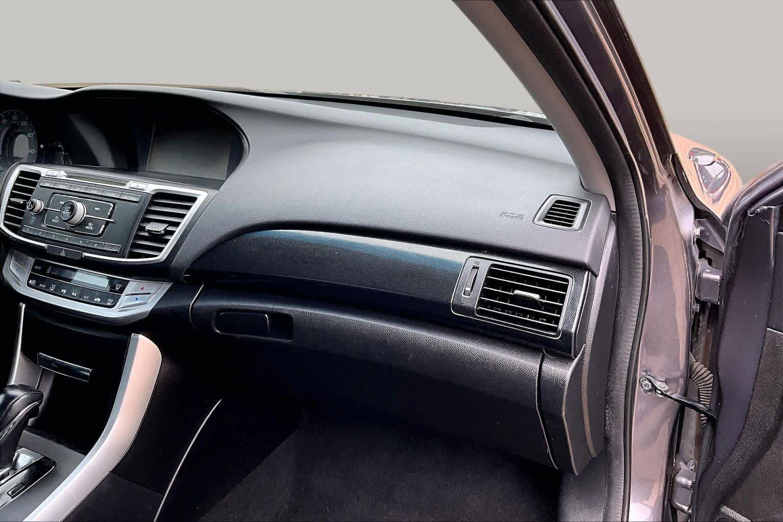 Used 2013 Honda Accord Sport image 17