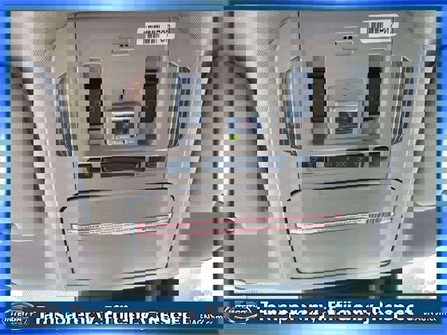 Used 2023 Toyota Highlander Platinum image 32