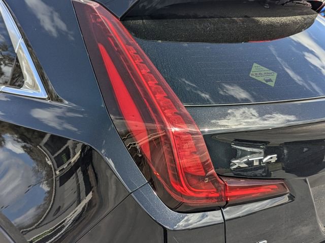 Used 2024 Cadillac XT4 Premium Luxury image 10
