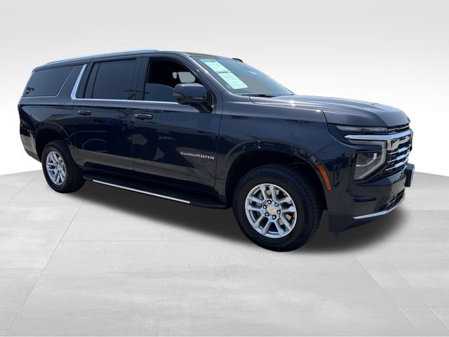 Certified 2026 Chevrolet Suburban LT w/ Comfort Package RWD image 7