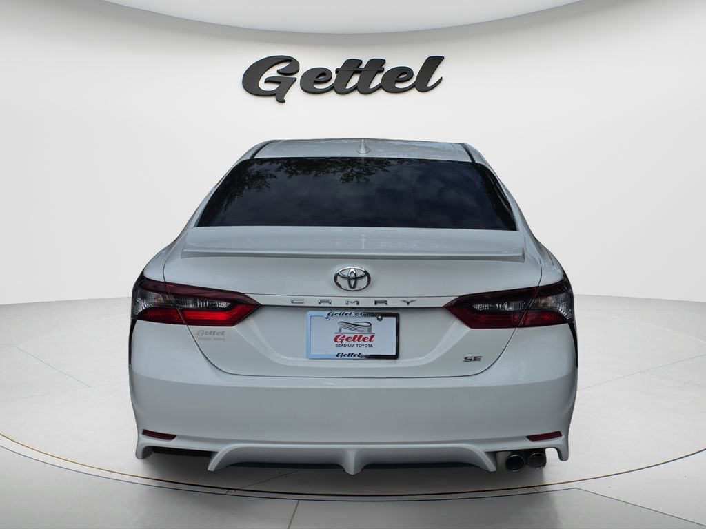Used 2024 Toyota Camry SE FWD image 6