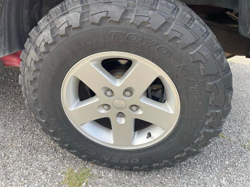 Used 2010 Jeep Wrangler Unlimited Sport image 15