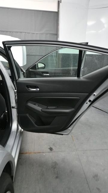 Used 2021 Nissan Altima 2.5 S FWD image 21