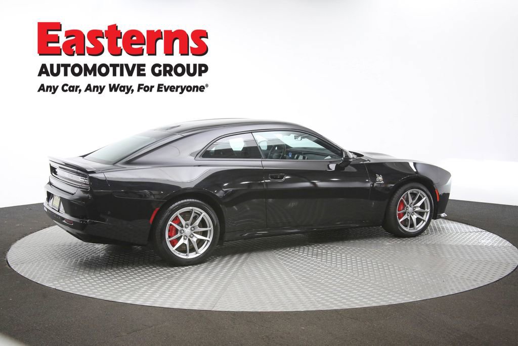 Used 2025 Dodge Charger Daytona Scat Pack w/ Track Pack AWD/4WD image 40