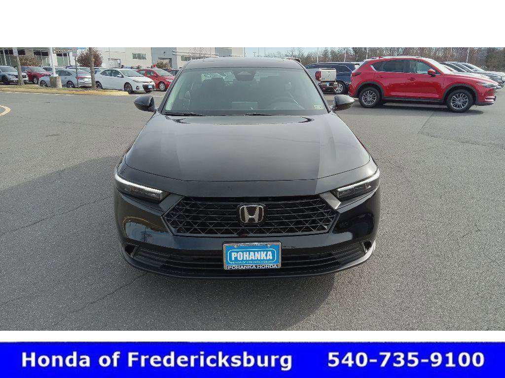 Certified 2025 Honda Accord SE image 3