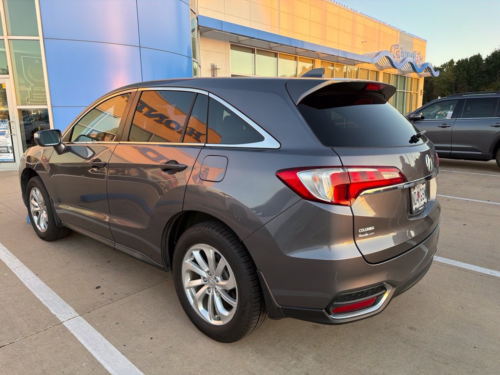 Used 2017 Acura RDX w/ Technology Package AWD/4WD image 5