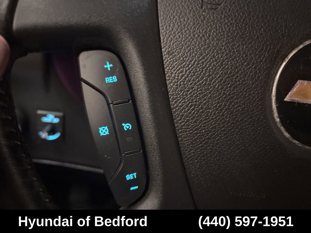 Used 2023 Chevrolet Express 2500 w/ Driver Convenience Package RWD image 14