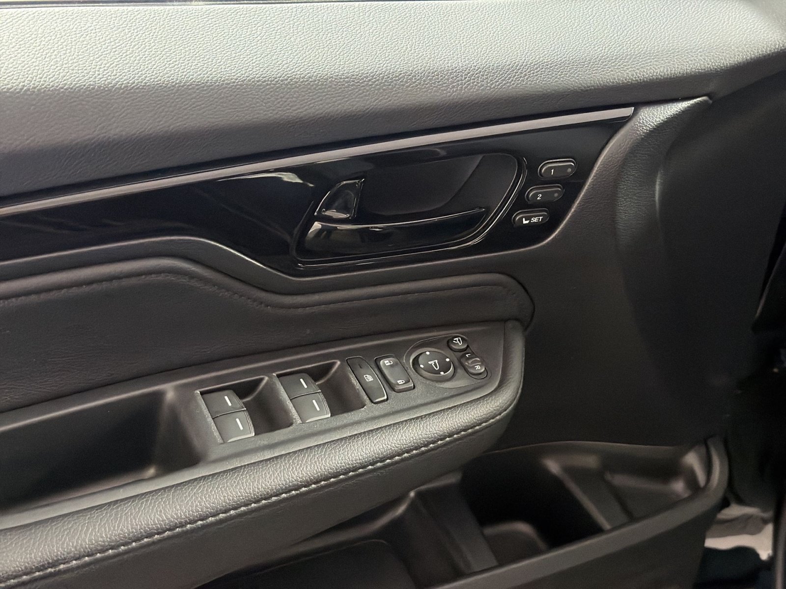 Used 2026 Honda Odyssey Elite image 15