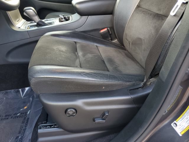 Certified 2018 Jeep Grand Cherokee Altitude RWD image 21