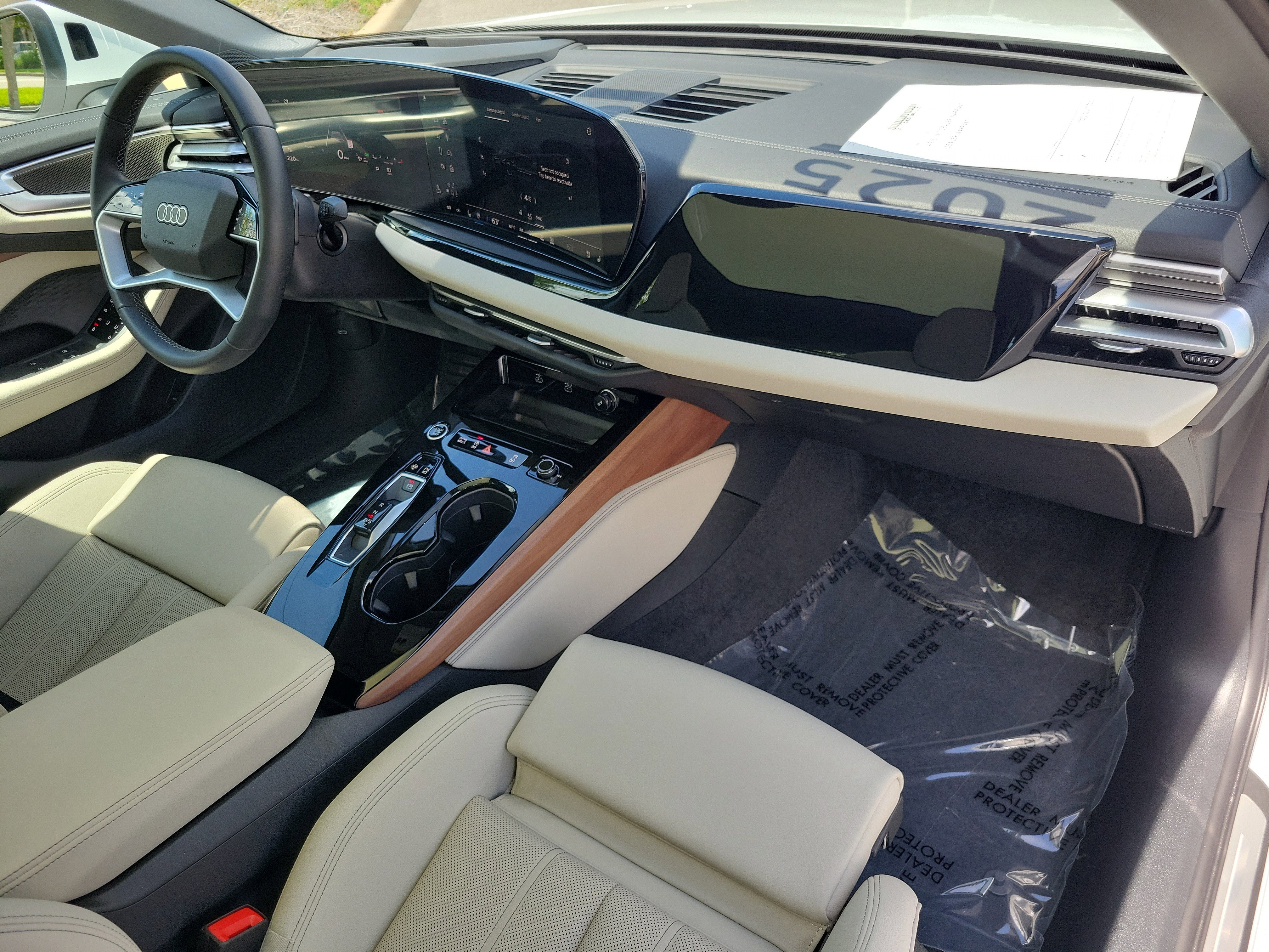 Used 2025 Audi A5 2.0T Premium Plus w/ Premium Plus image 11