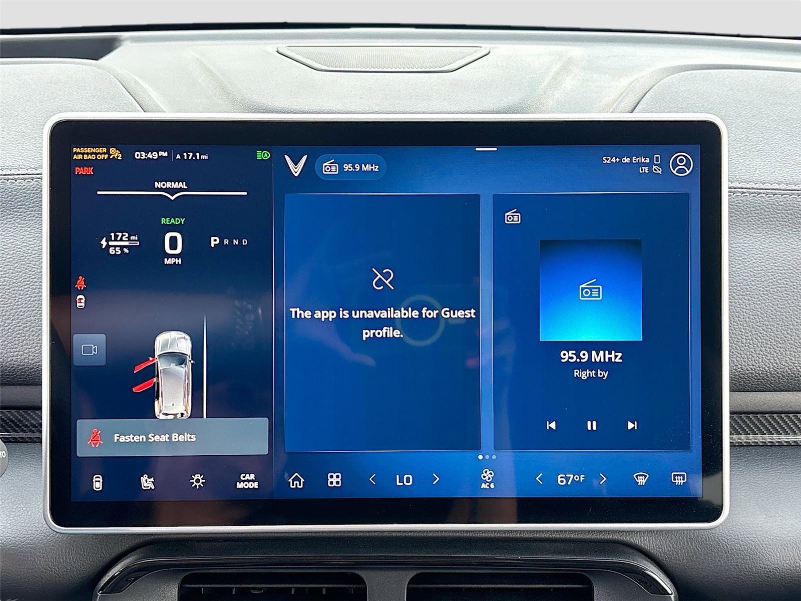 New 2025 VinFast VF 8 Eco image 15