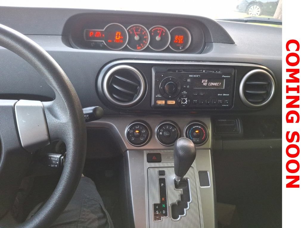 Used 2012 Scion xB FWD image 12