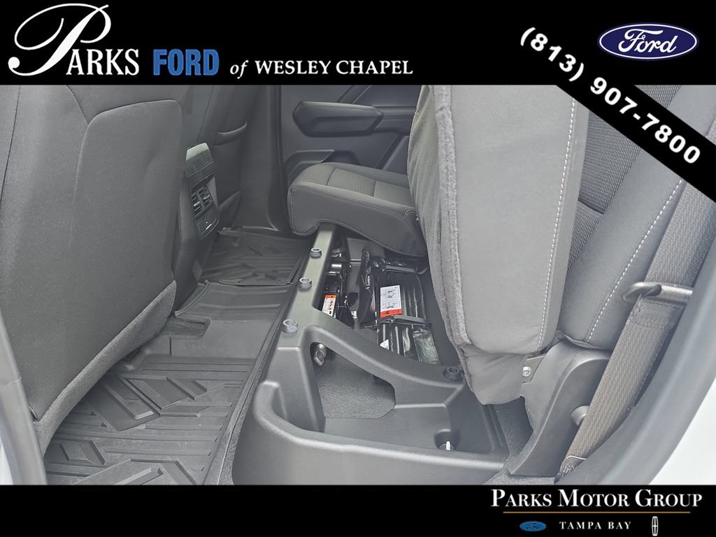 Used 2024 Chevrolet Colorado LT RWD image 14