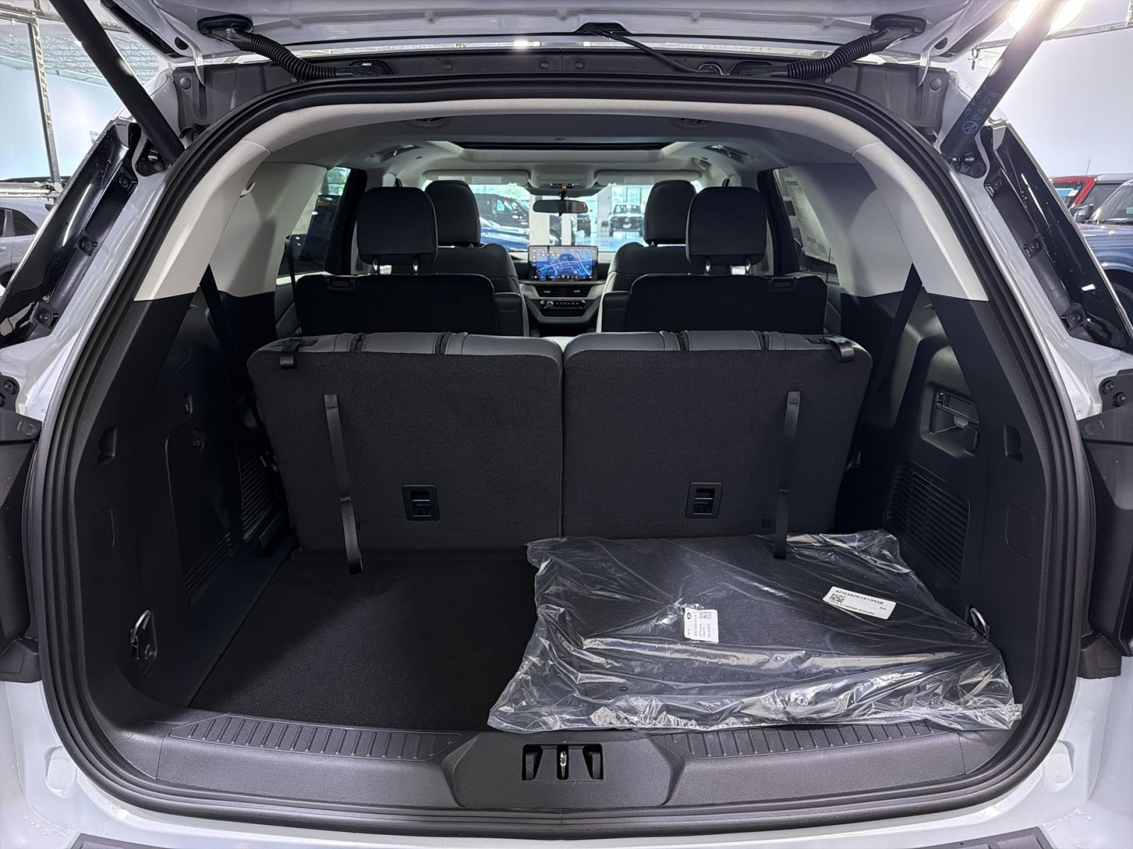 New 2026 Ford Explorer Active w/ Active Comfort Package AWD/4WD image 33