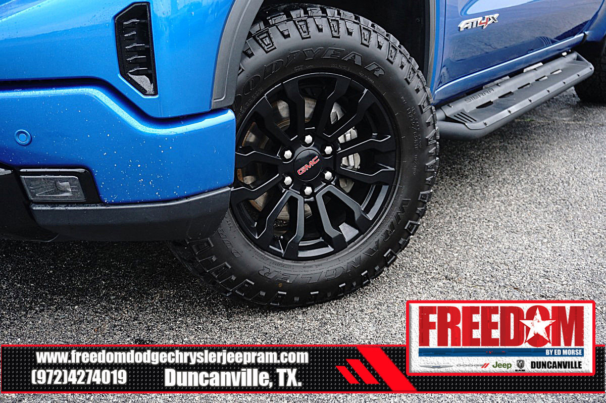 Used 2022 GMC Sierra 1500 AT4X AWD/4WD image 9