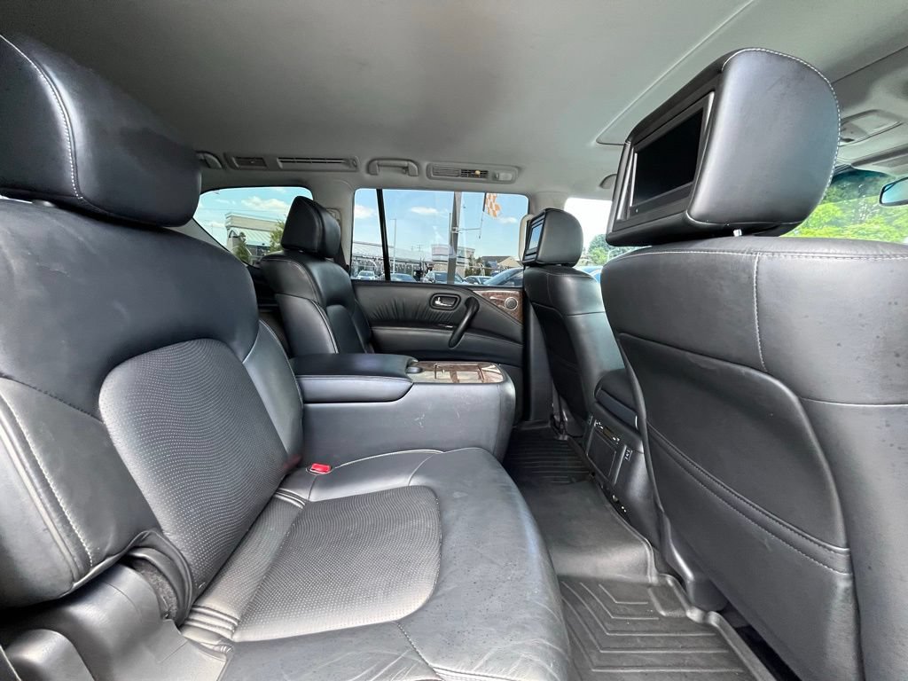Used 2017 INFINITI QX80 4WD w/ Driver Assistance Package image 30