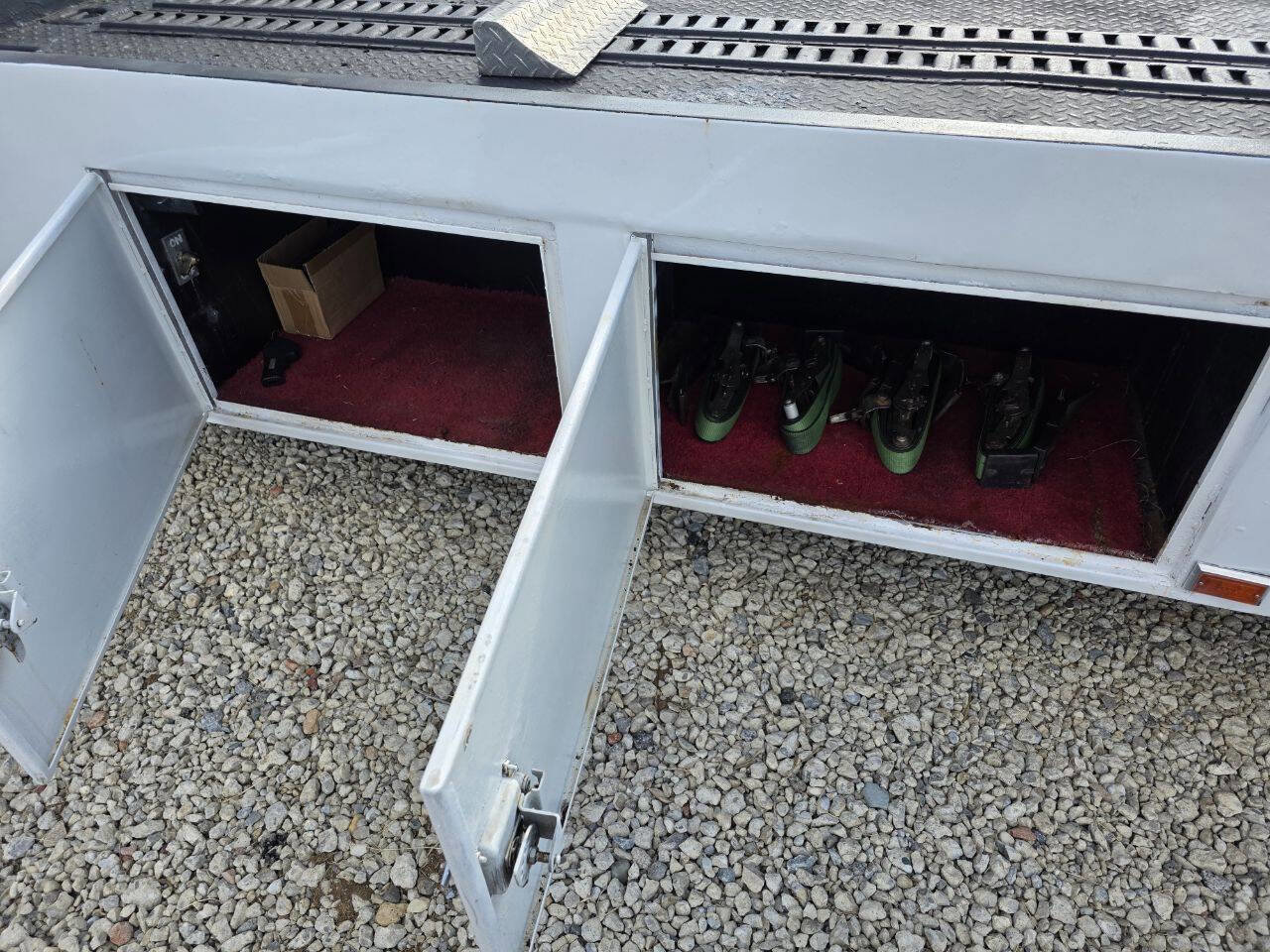 Used 2012 Ford F350 Lariat w/ Lariat Interior Pkg image 23