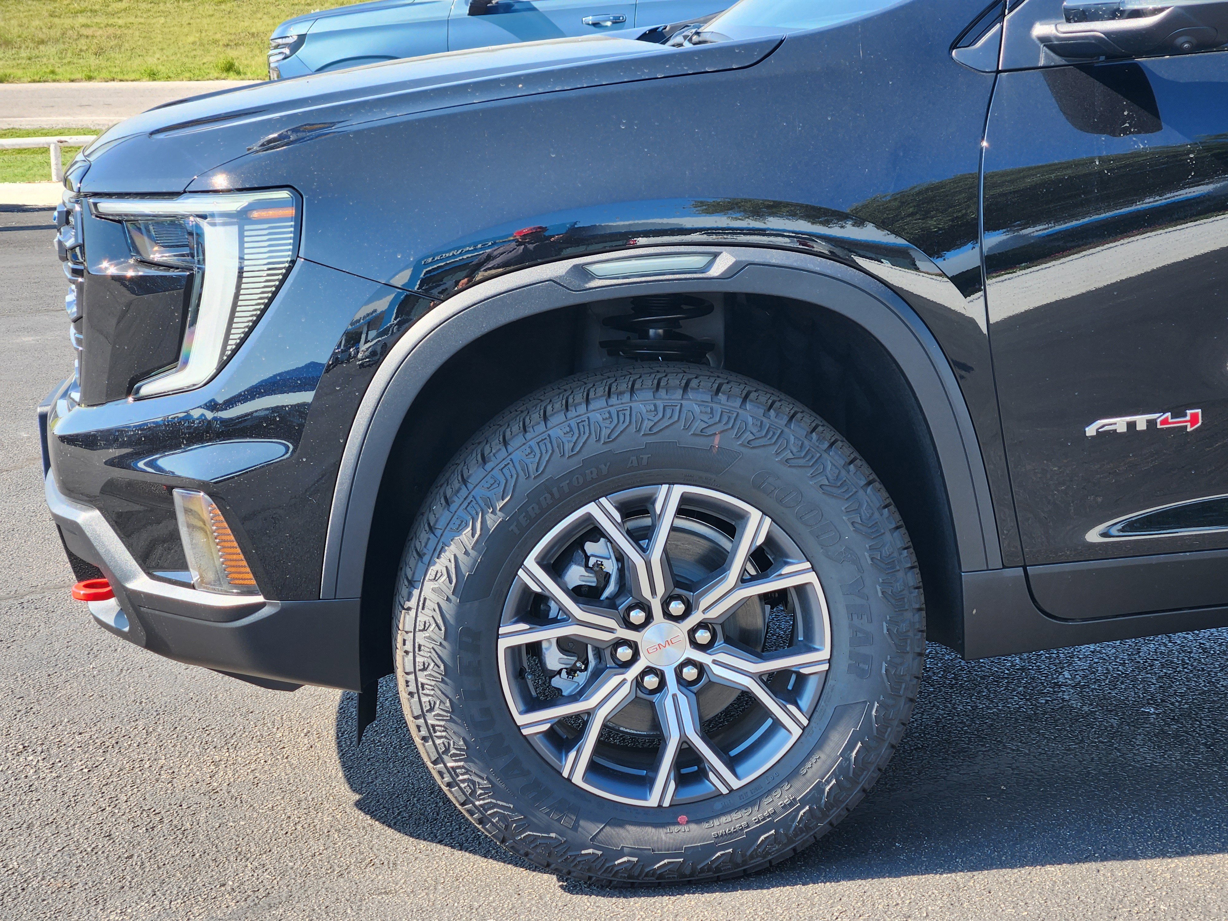 New 2026 GMC Acadia AT4 image 5