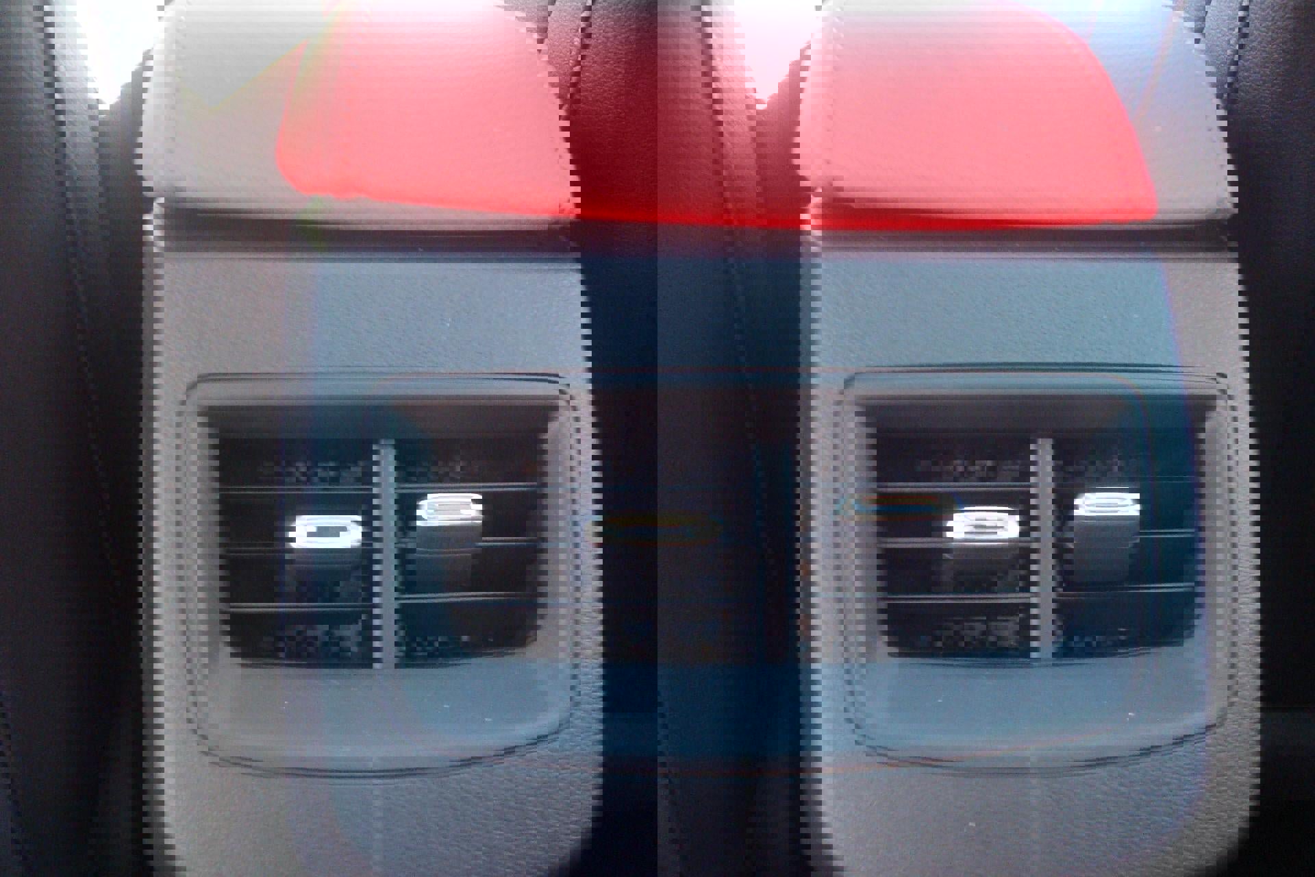 Used 2025 Chevrolet Equinox EV RS image 17